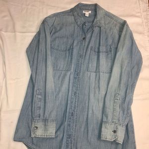 NWOT ON Denim Button Down